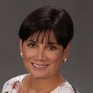 Meet your Posher, Ivette